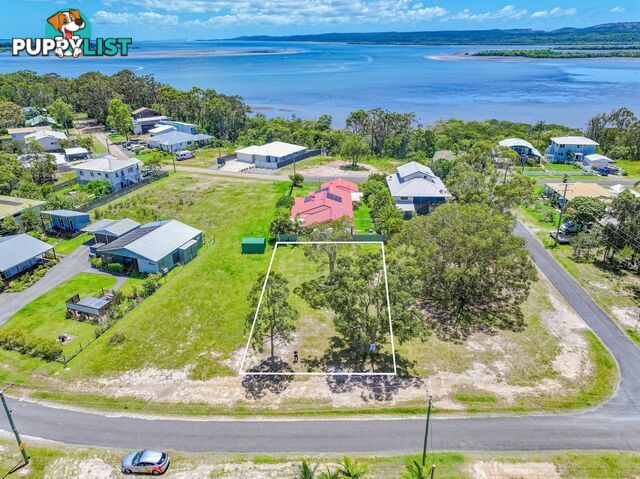 23 Tenanne Street RUSSELL ISLAND QLD 4184