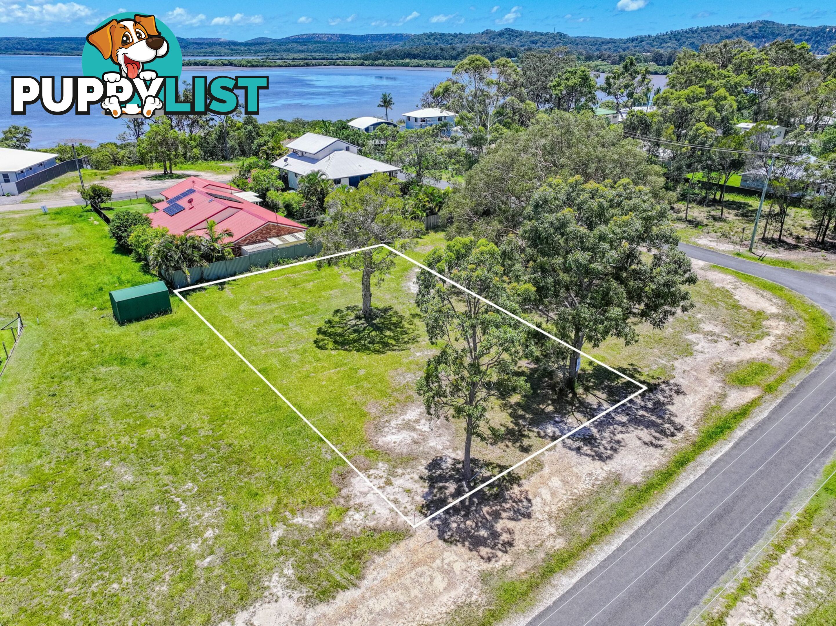 23 Tenanne Street RUSSELL ISLAND QLD 4184