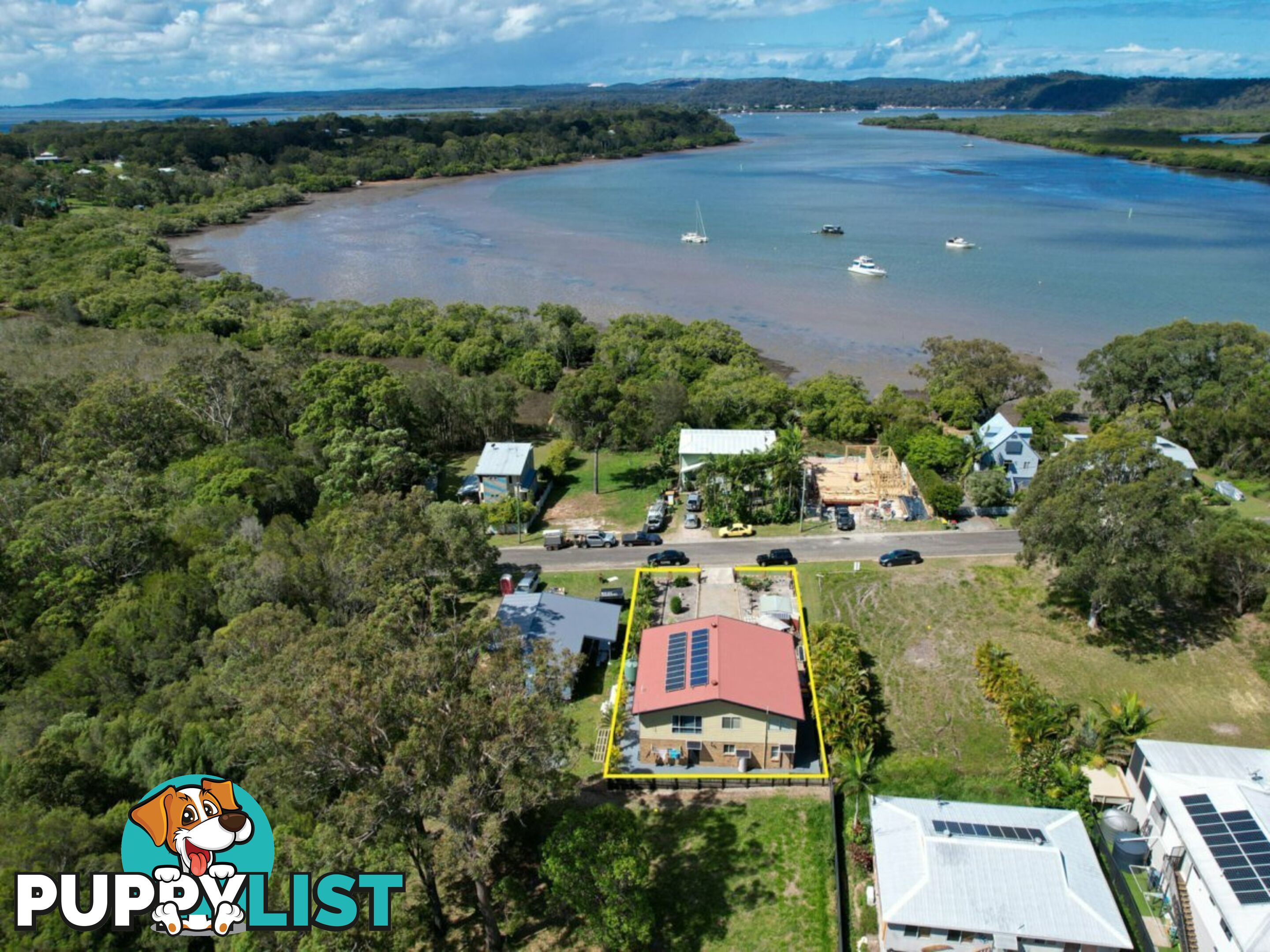 23 SCHOONER CRESCENT RUSSELL ISLAND QLD 4184