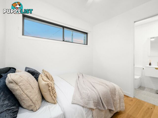 34 Laurel Street RUSSELL ISLAND QLD 4184