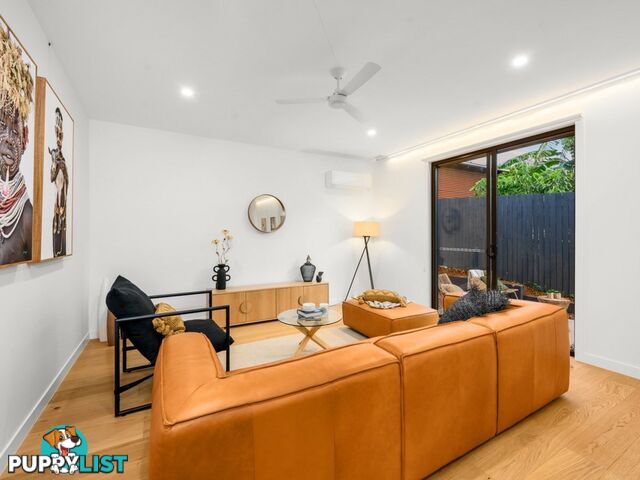 34 Laurel Street RUSSELL ISLAND QLD 4184