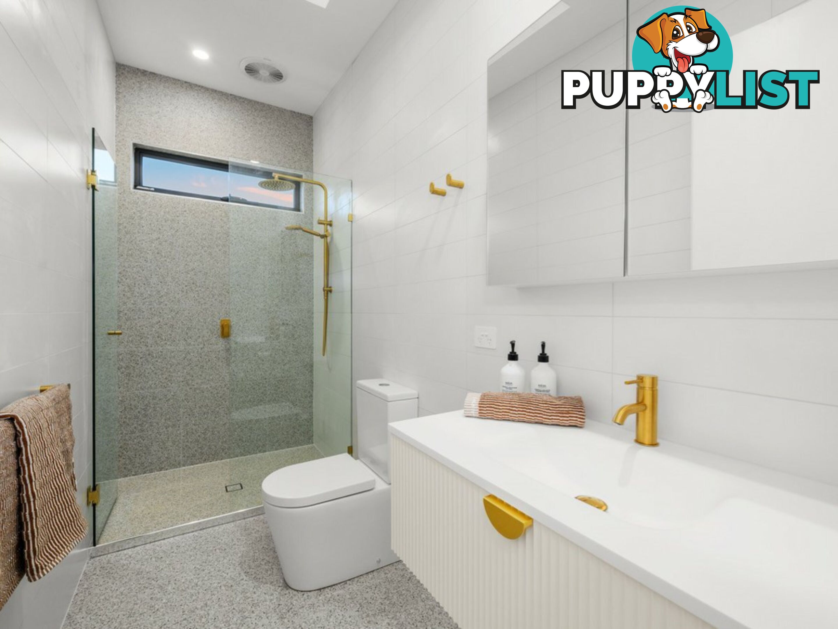 34 Laurel Street RUSSELL ISLAND QLD 4184