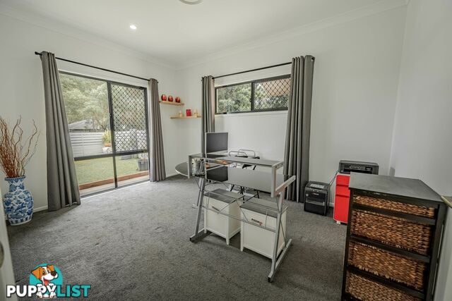 3 Medika Drive RUSSELL ISLAND QLD 4184