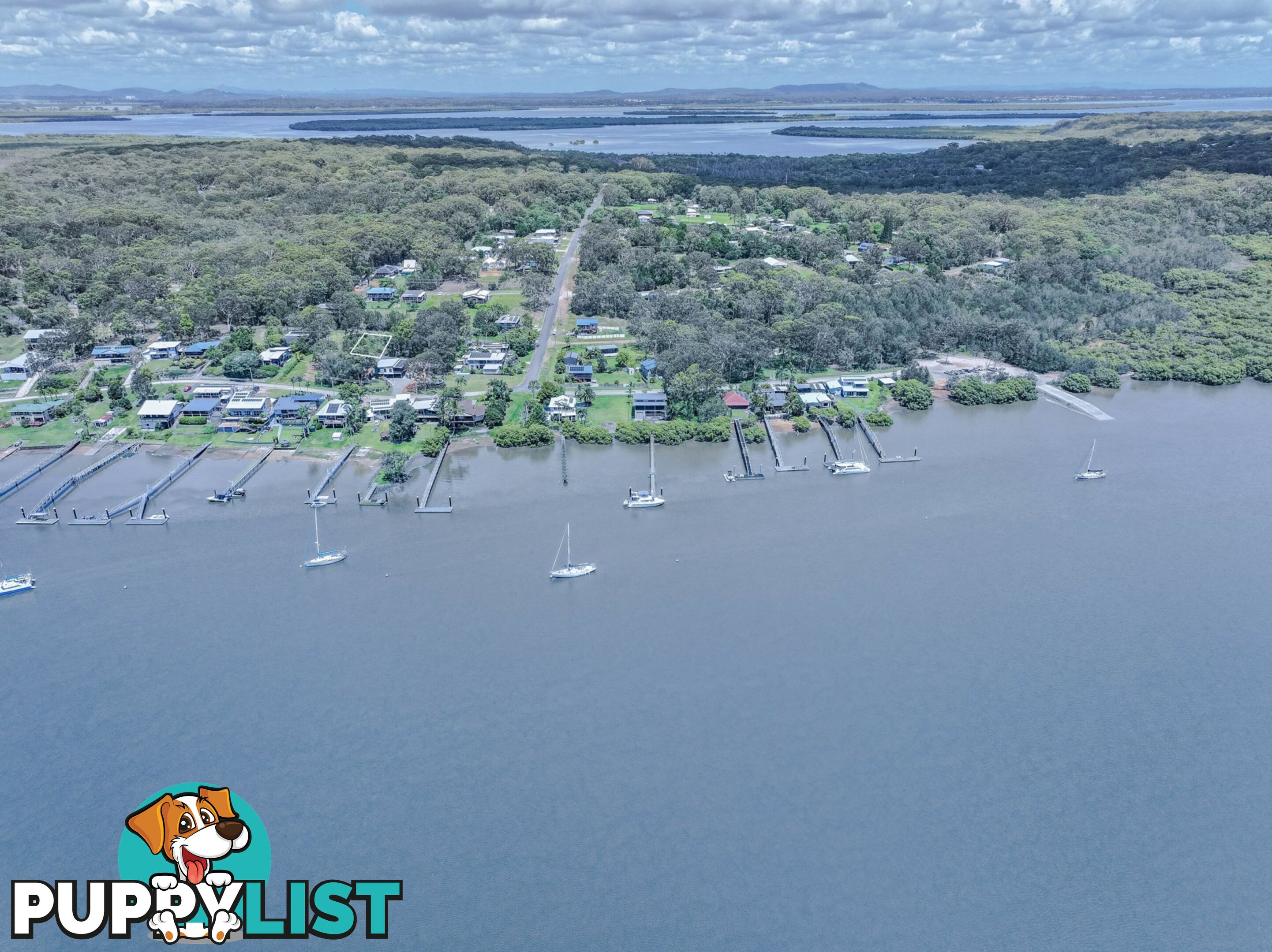 29 Scenic Dve RUSSELL ISLAND QLD 4184