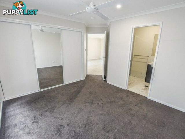 83 Kings Road RUSSELL ISLAND QLD 4184