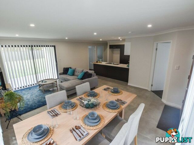 83 Kings Road RUSSELL ISLAND QLD 4184