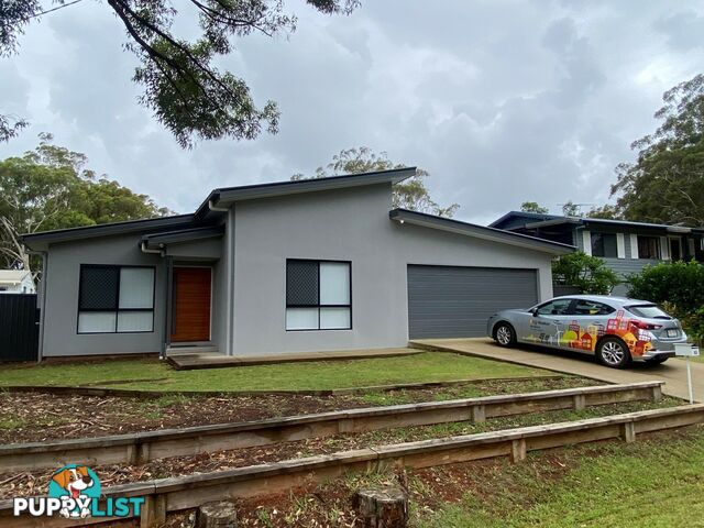 83 Kings Road RUSSELL ISLAND QLD 4184