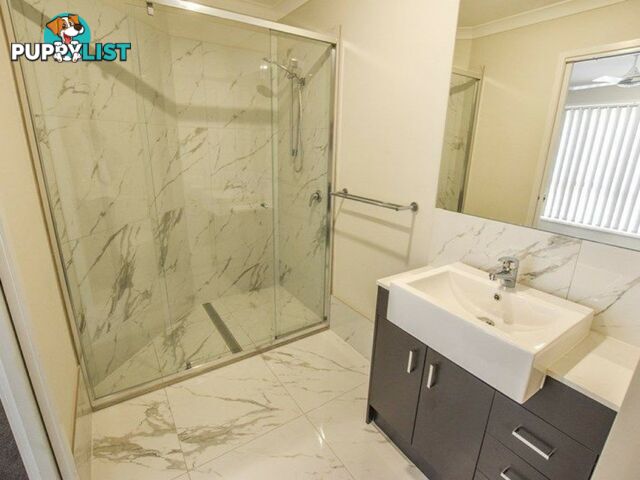 83 Kings Road RUSSELL ISLAND QLD 4184