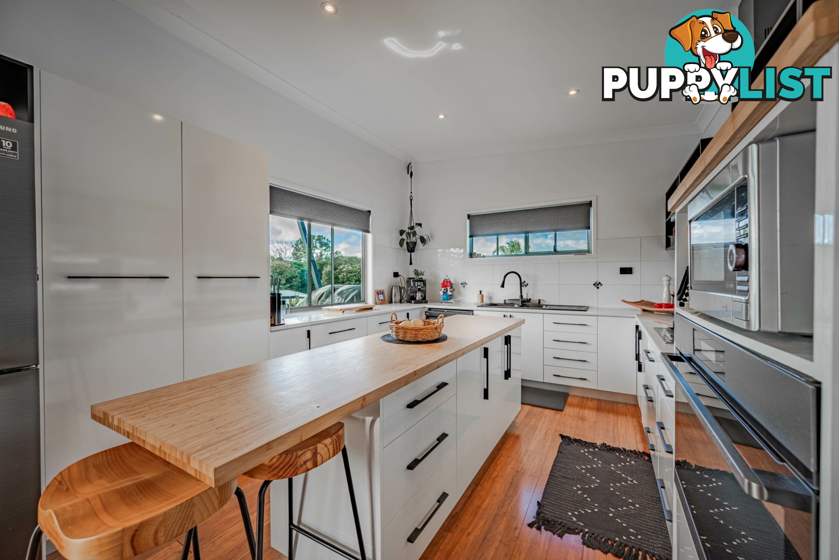 64 Laurel Street RUSSELL ISLAND QLD 4184