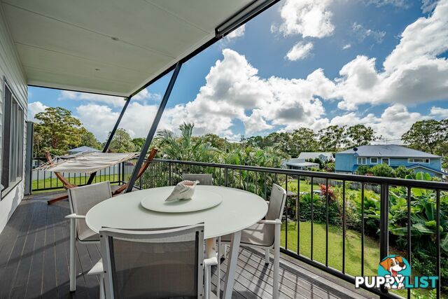 64 Laurel Street RUSSELL ISLAND QLD 4184