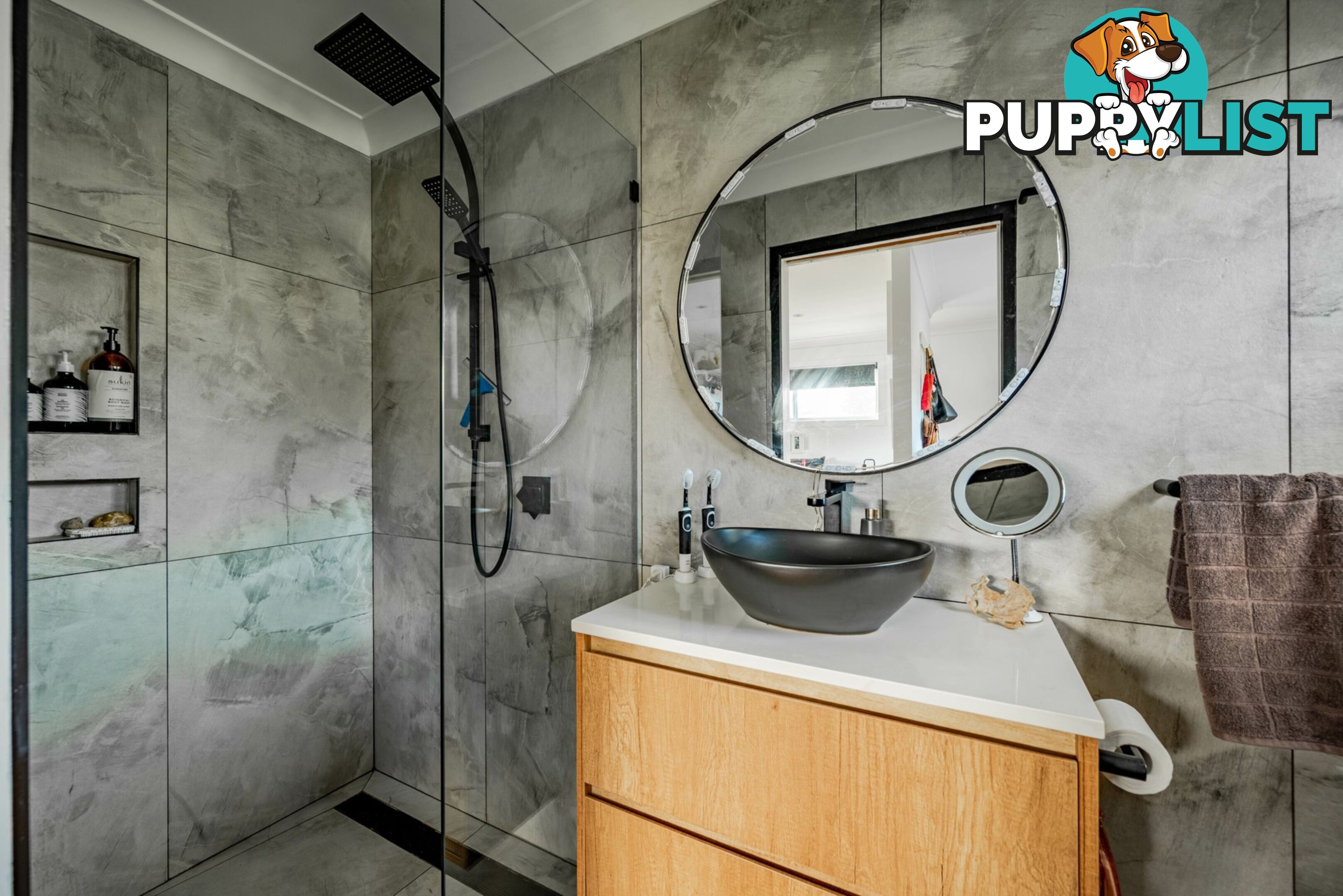 64 Laurel Street RUSSELL ISLAND QLD 4184