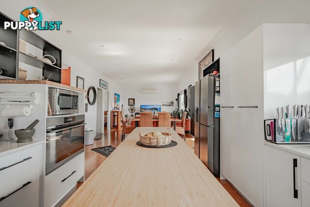 64 Laurel Street RUSSELL ISLAND QLD 4184