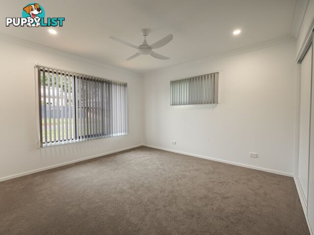 17 Mountain View Cres RUSSELL ISLAND QLD 4184