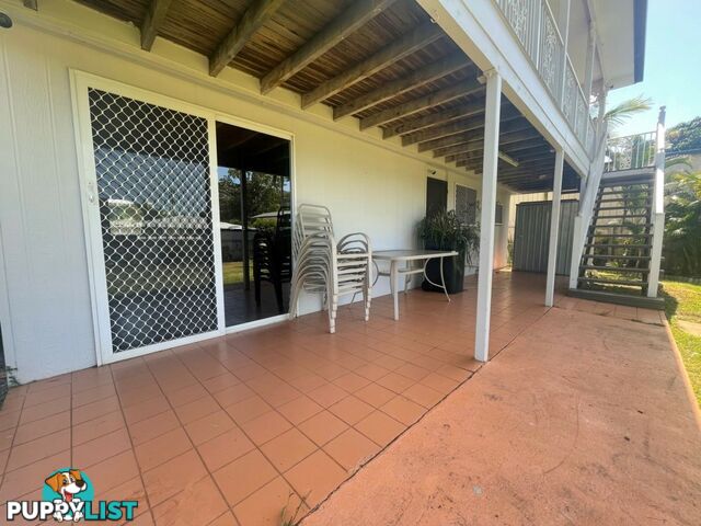 17 Reading Street RUSSELL ISLAND QLD 4184