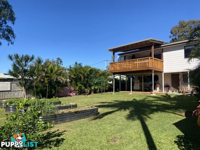 17 Reading Street RUSSELL ISLAND QLD 4184