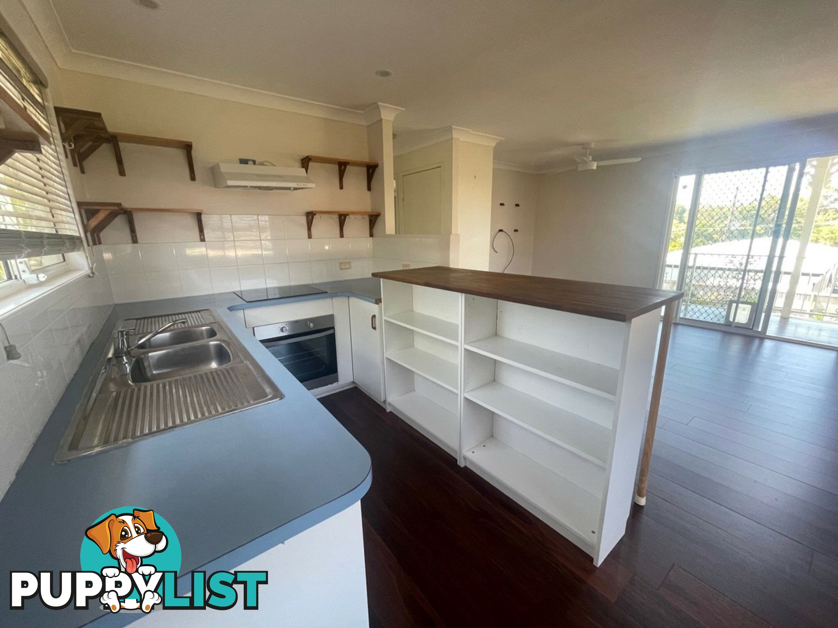 17 Reading Street RUSSELL ISLAND QLD 4184