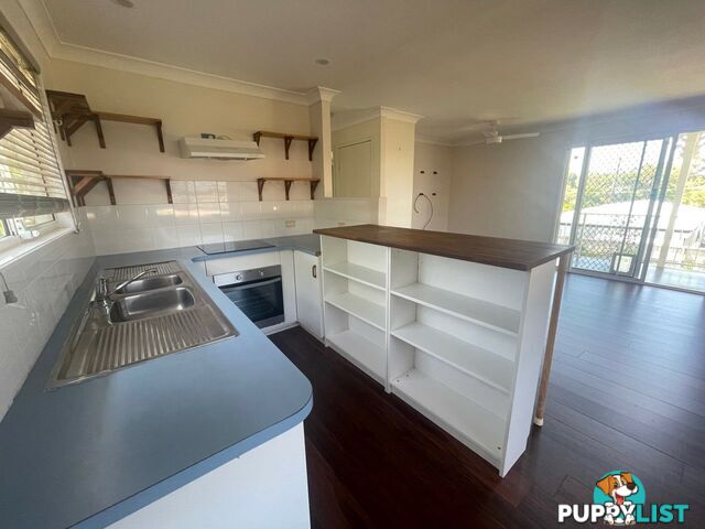 17 Reading Street RUSSELL ISLAND QLD 4184