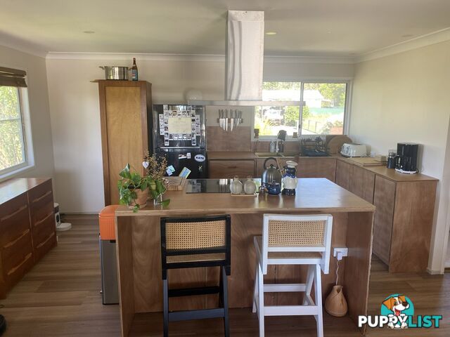 17 Reading Street RUSSELL ISLAND QLD 4184
