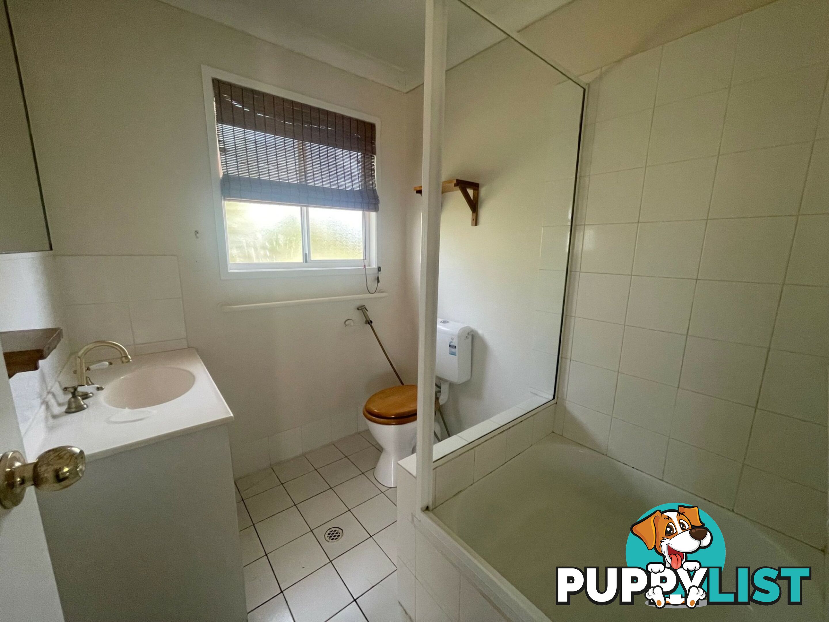 17 Reading Street RUSSELL ISLAND QLD 4184