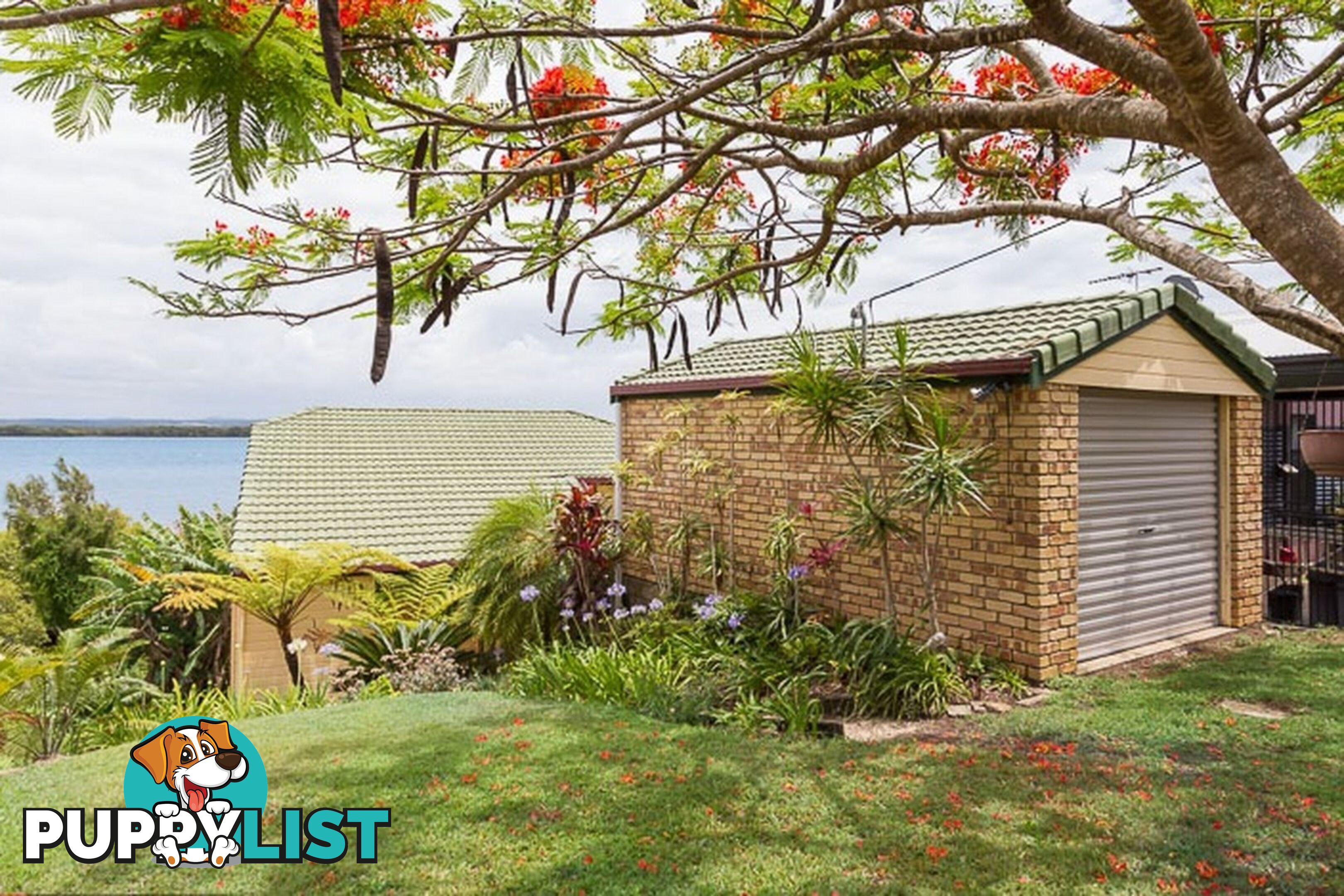 42 Mark Road RUSSELL ISLAND QLD 4184