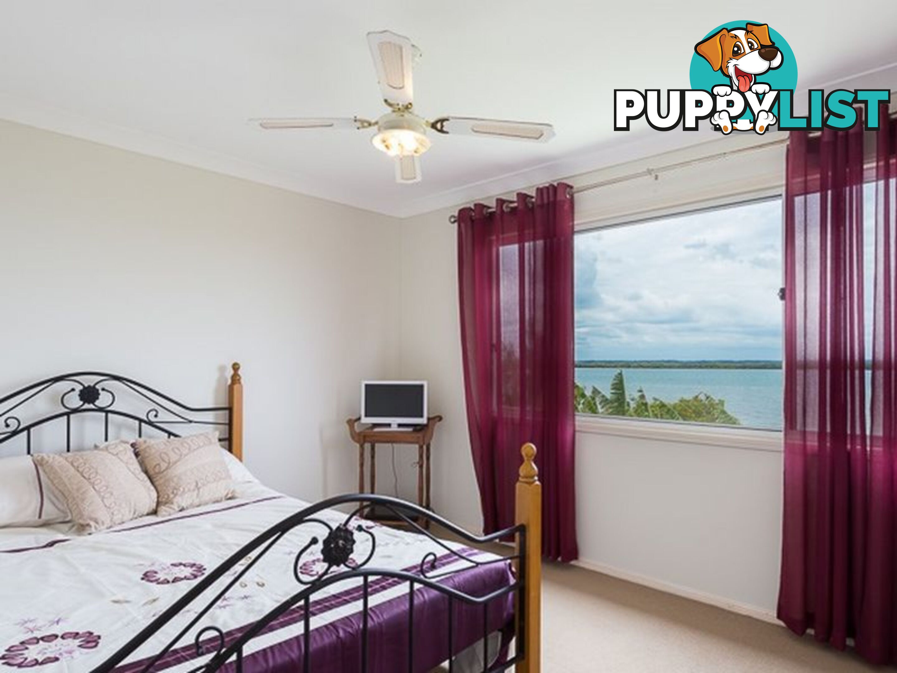 42 Mark Road RUSSELL ISLAND QLD 4184