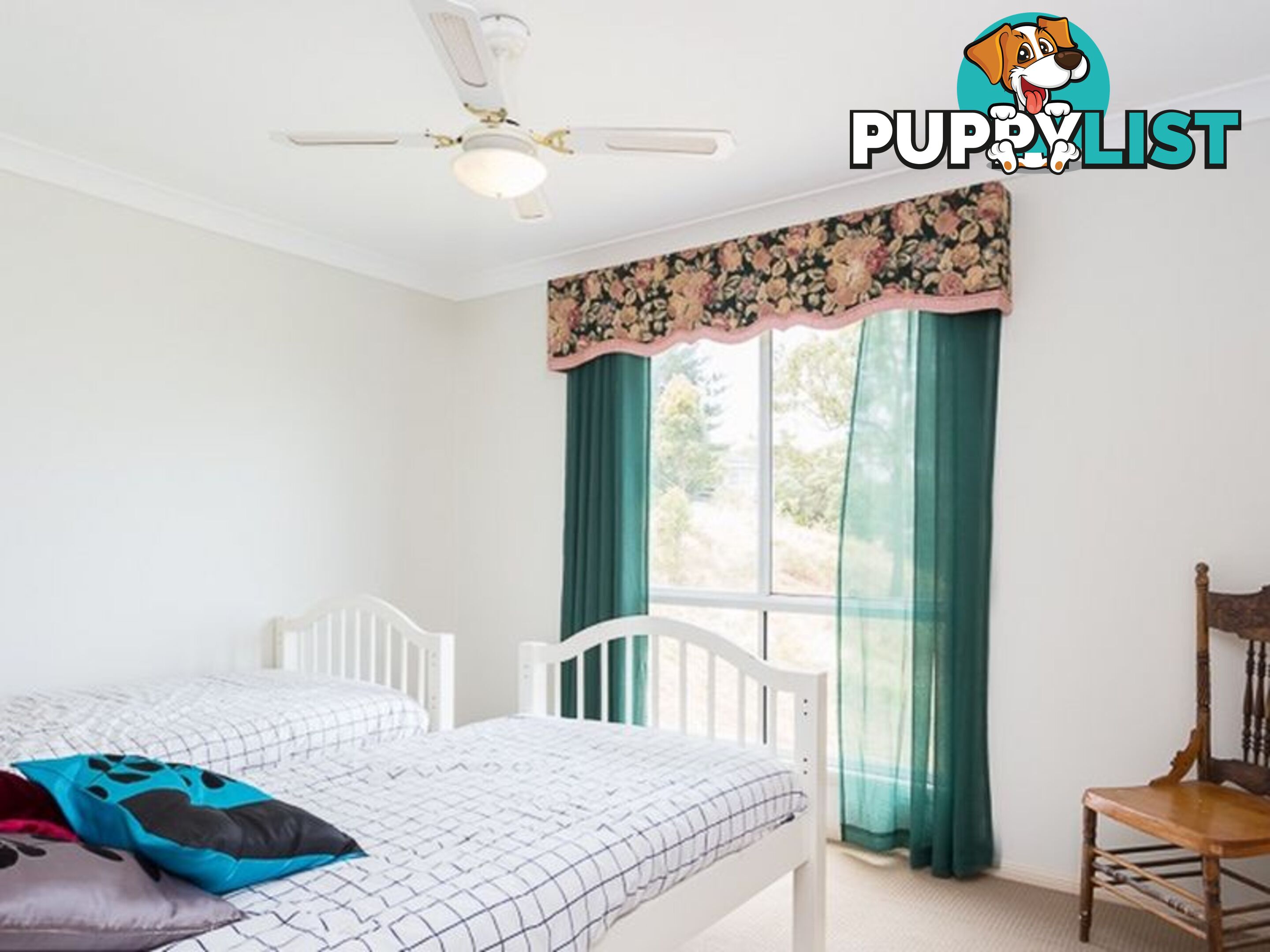 42 Mark Road RUSSELL ISLAND QLD 4184