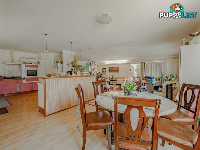 7 RICHARDSON STREET RUSSELL ISLAND QLD 4184