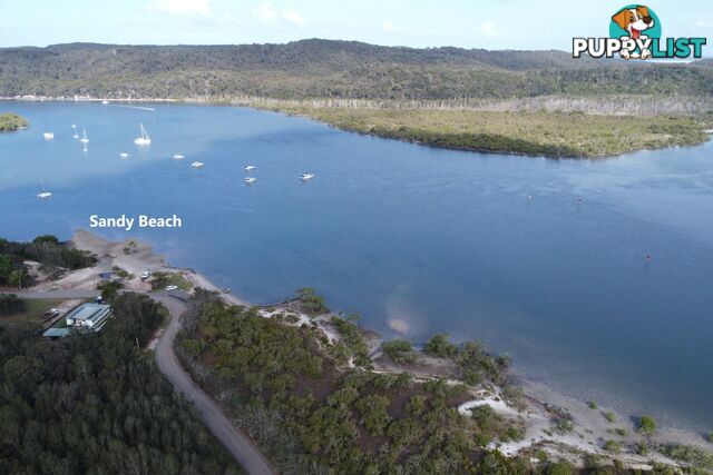 RUSSELL ISLAND QLD 4184
