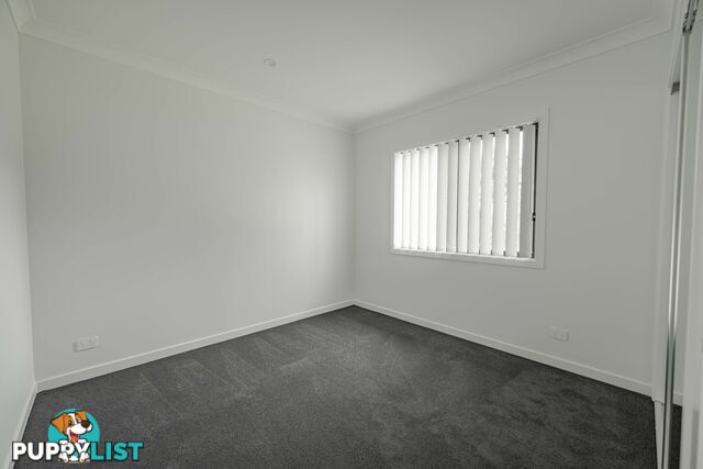 RUSSELL ISLAND QLD 4184