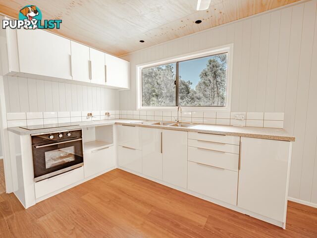 65 Kennedy Ave RUSSELL ISLAND QLD 4184