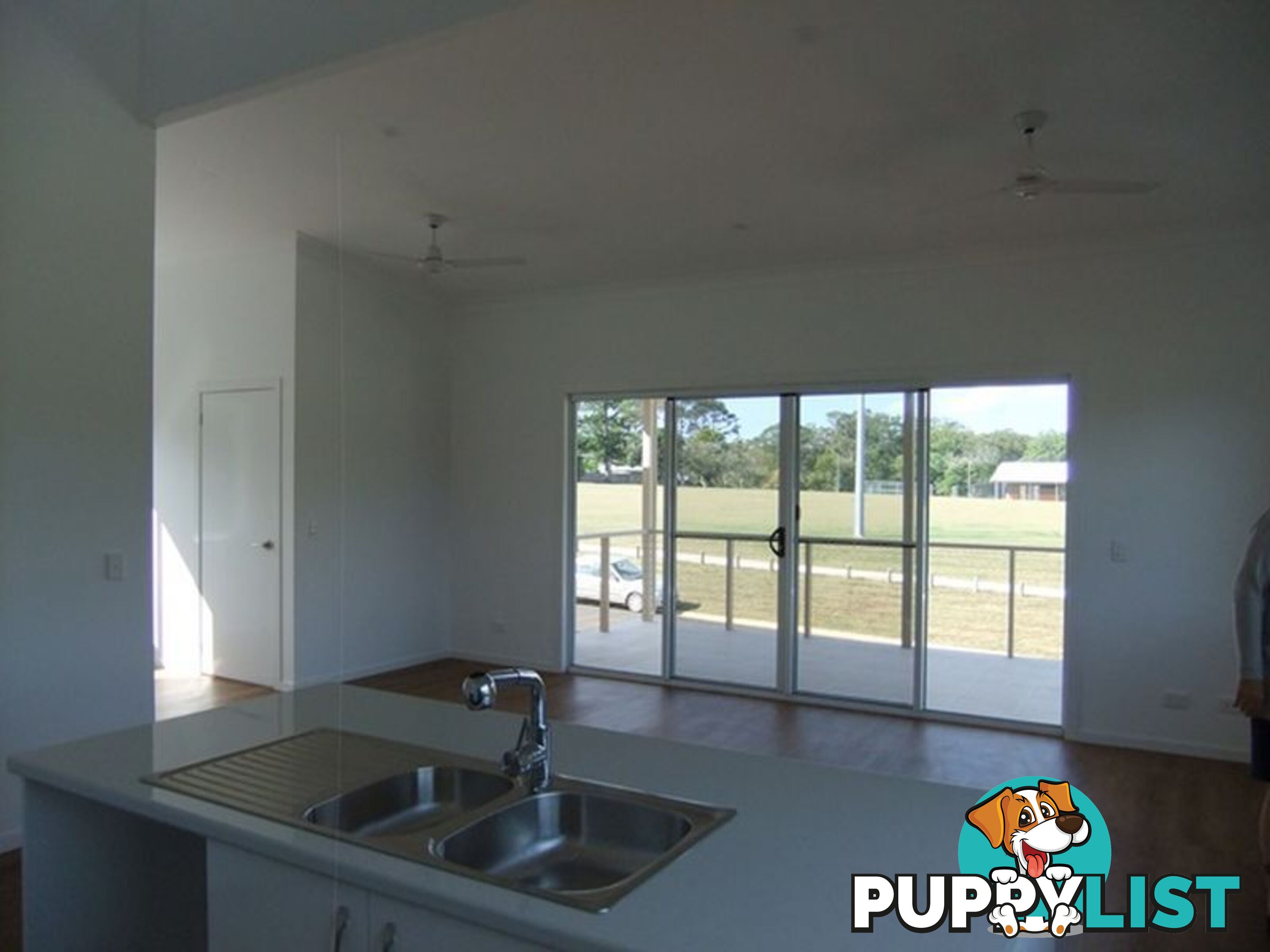1 Miriam Street RUSSELL ISLAND QLD 4184