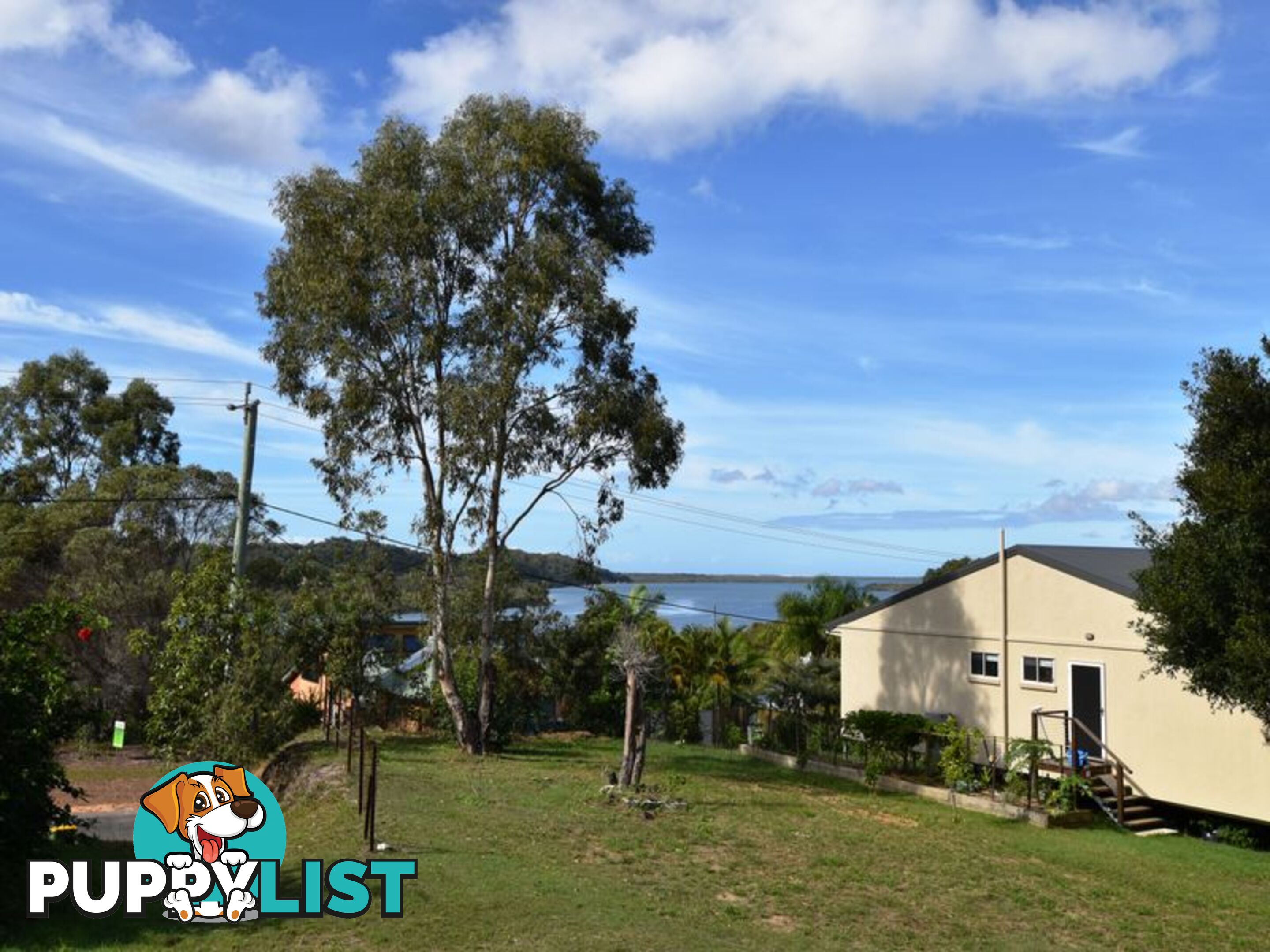 60 Prior Way RUSSELL ISLAND QLD 4184