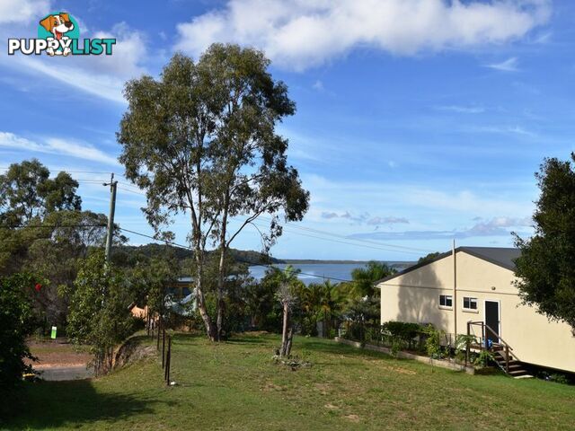 60 Prior Way RUSSELL ISLAND QLD 4184