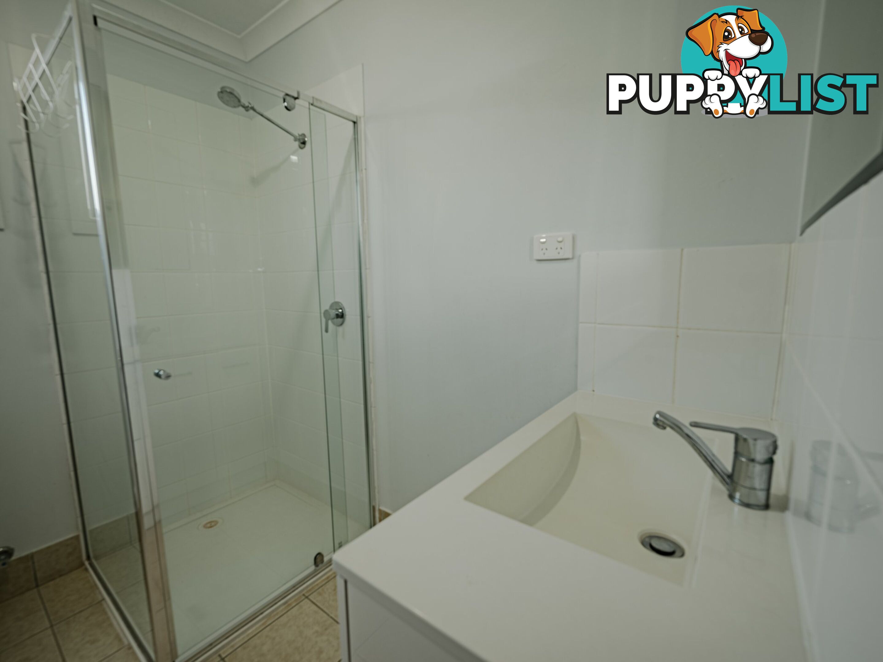 8 Hillview Pde RUSSELL ISLAND QLD 4184