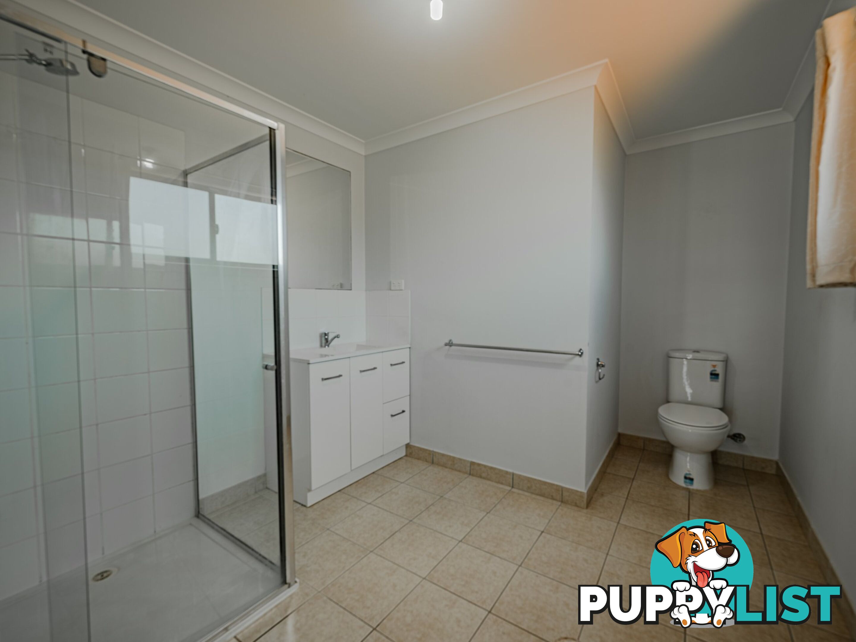 8 Hillview Pde RUSSELL ISLAND QLD 4184