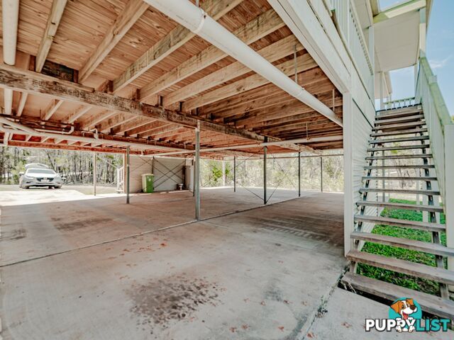 8 Hillview Pde RUSSELL ISLAND QLD 4184