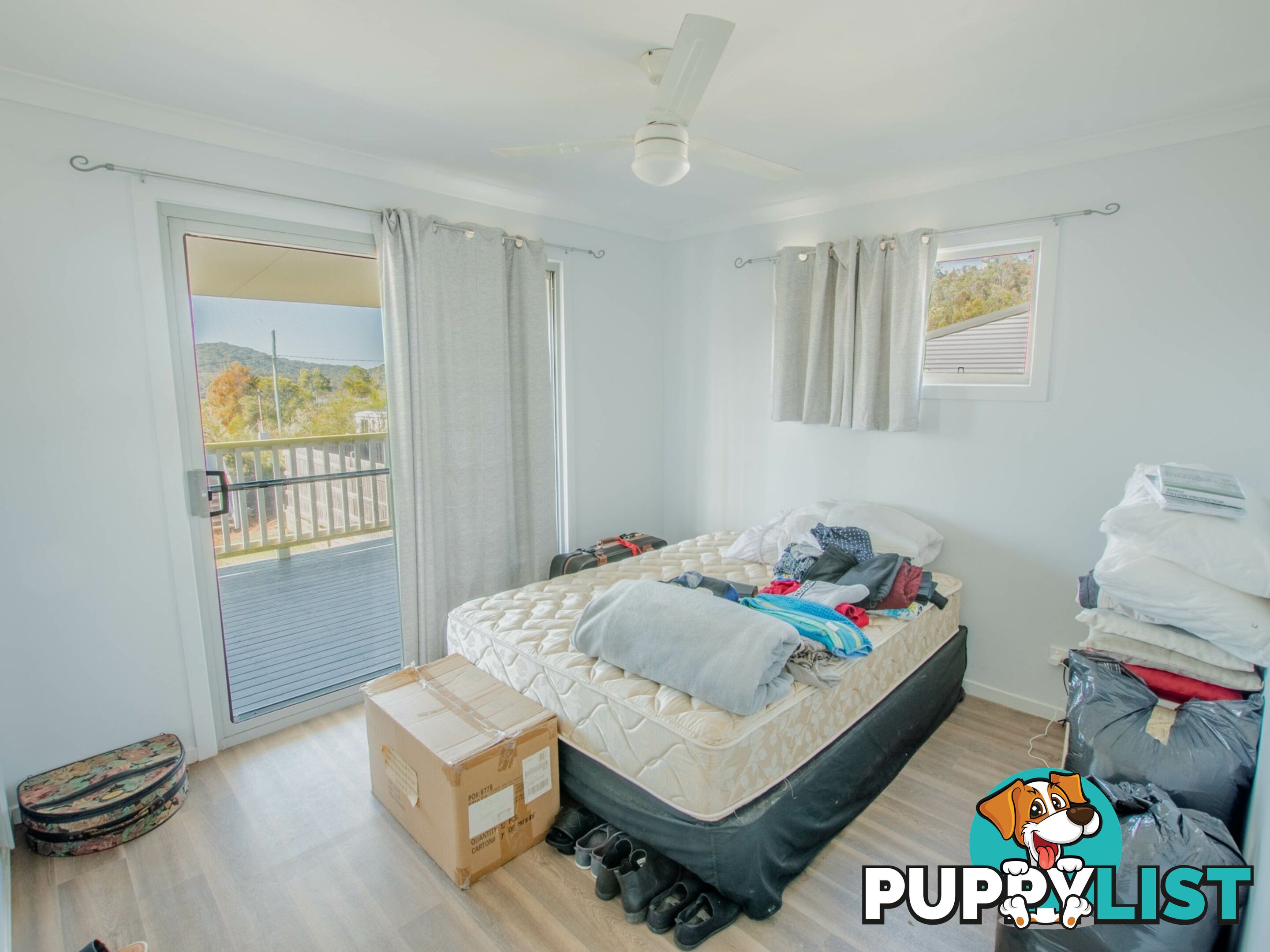 8 Hillview Pde RUSSELL ISLAND QLD 4184