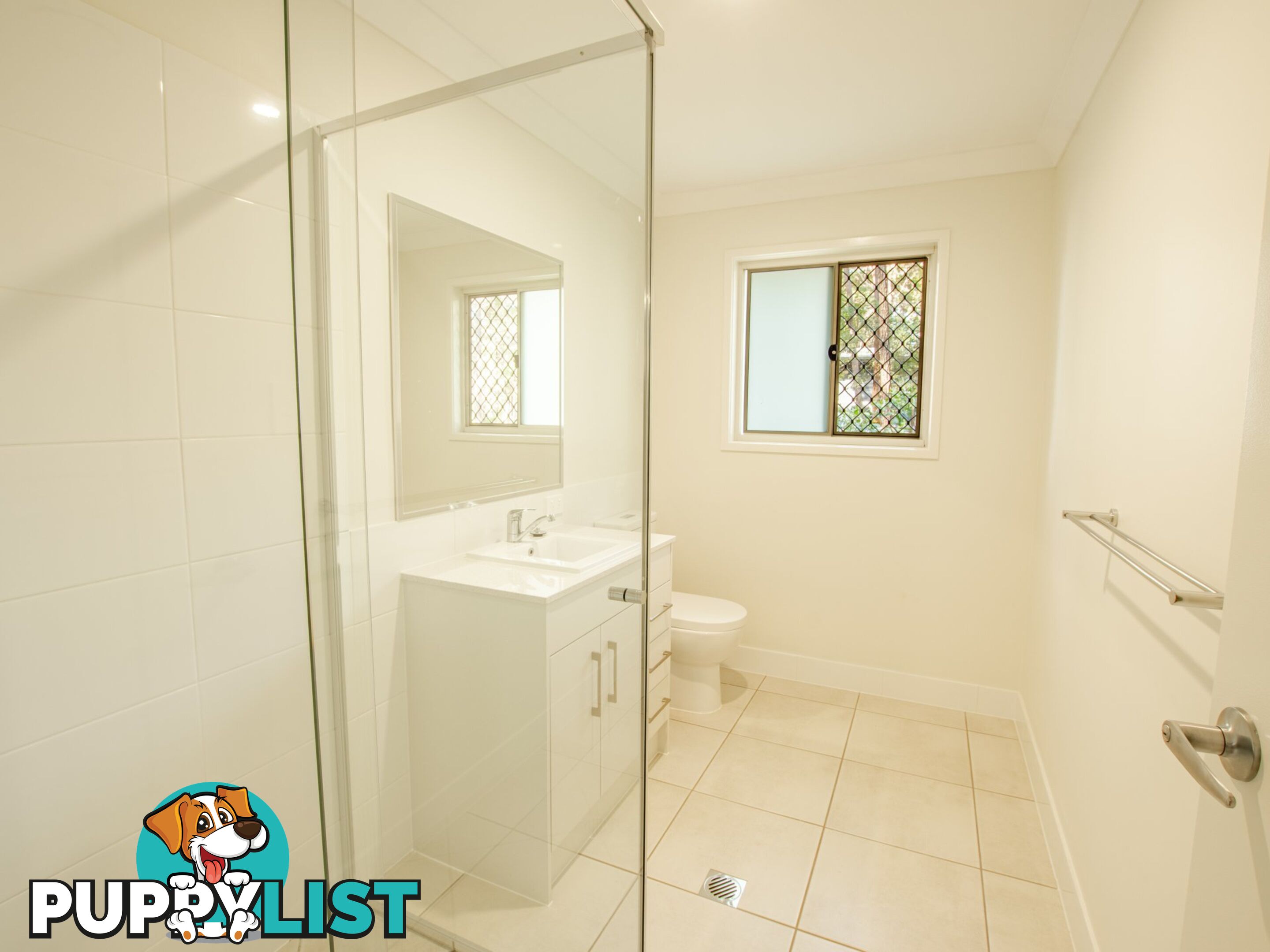 27 Ilumba Street RUSSELL ISLAND QLD 4184