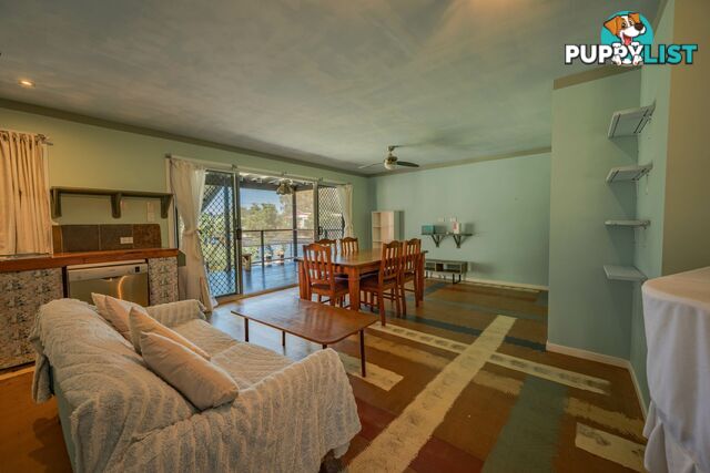 15 Jasper Street RUSSELL ISLAND QLD 4184