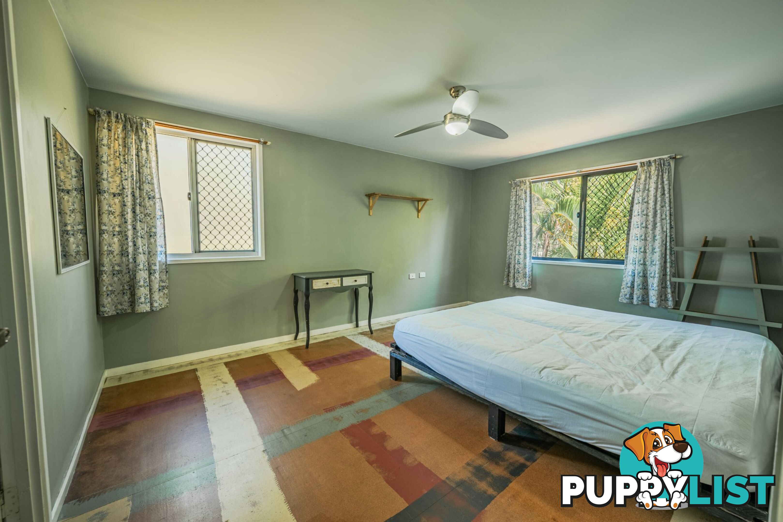 15 Jasper Street RUSSELL ISLAND QLD 4184