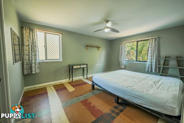 15 Jasper Street RUSSELL ISLAND QLD 4184