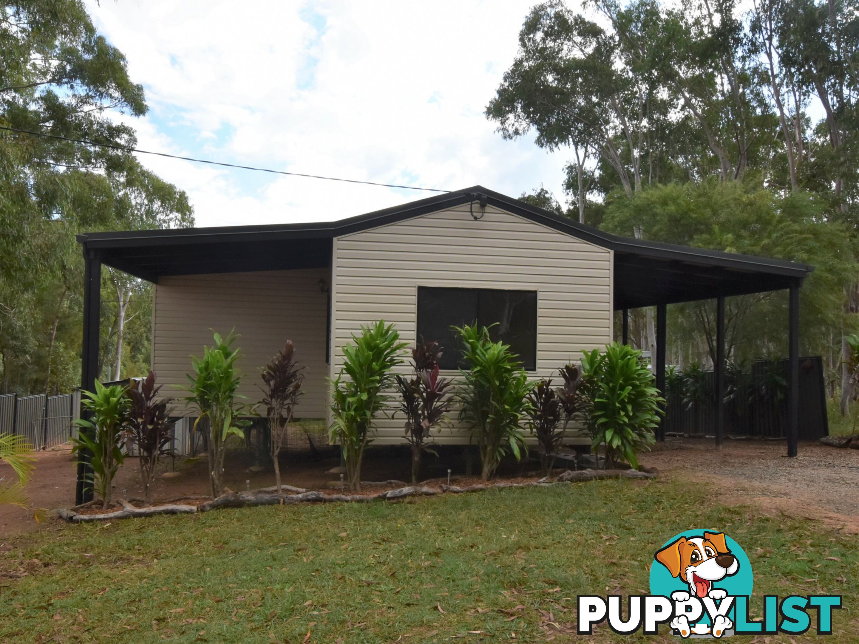 17 Amber Street RUSSELL ISLAND QLD 4184