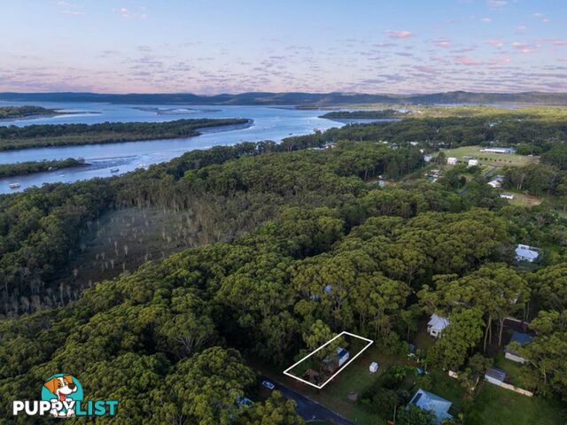 12 Oaklea Street RUSSELL ISLAND QLD 4184