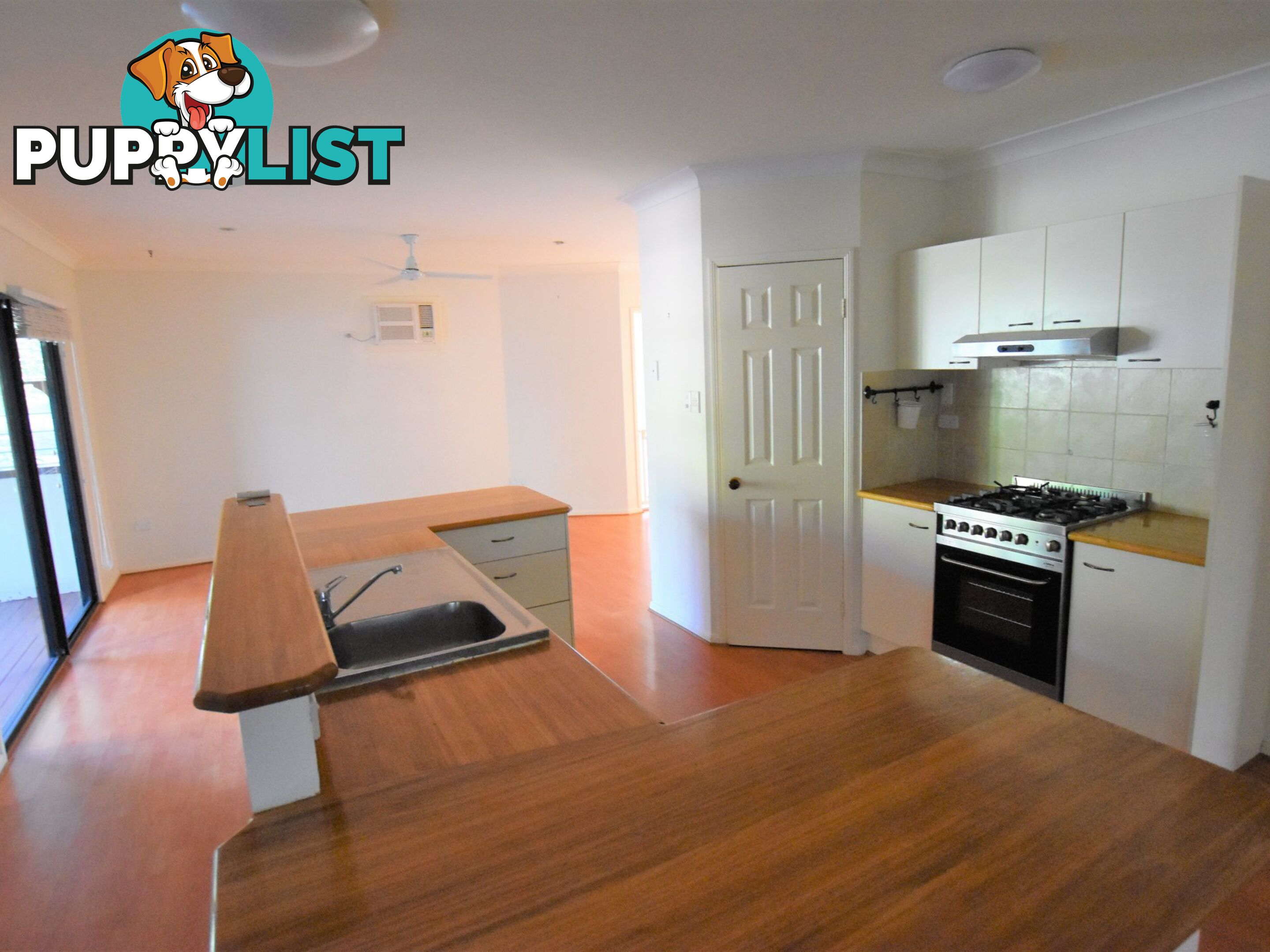 29 Letitia Avenue RUSSELL ISLAND QLD 4184