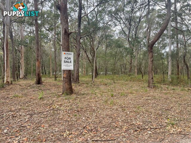 15 Martin Place RUSSELL ISLAND QLD 4184