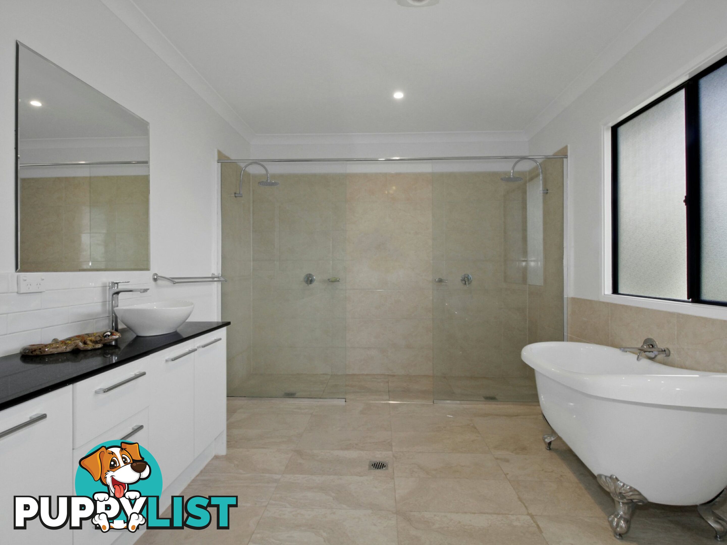 20 MARK ROAD RUSSELL ISLAND QLD 4184