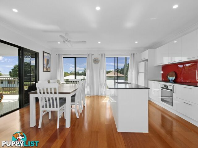 20 MARK ROAD RUSSELL ISLAND QLD 4184