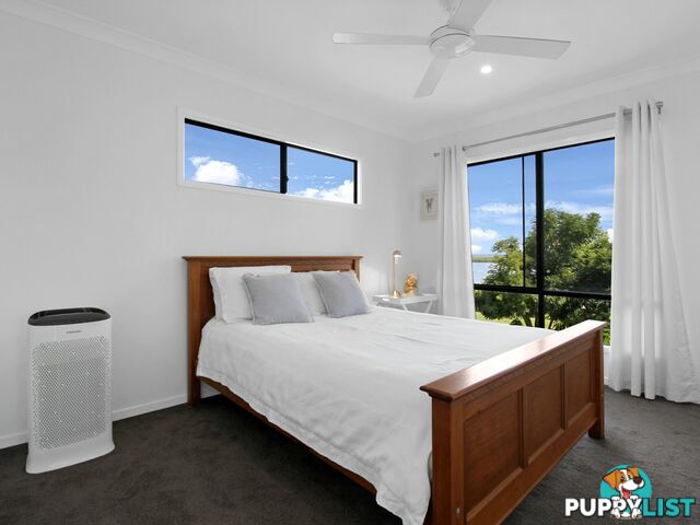 20 MARK ROAD RUSSELL ISLAND QLD 4184