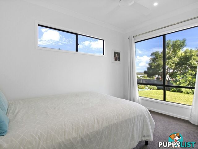 20 MARK ROAD RUSSELL ISLAND QLD 4184