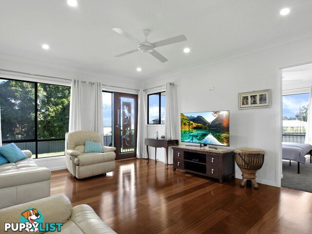 20 MARK ROAD RUSSELL ISLAND QLD 4184